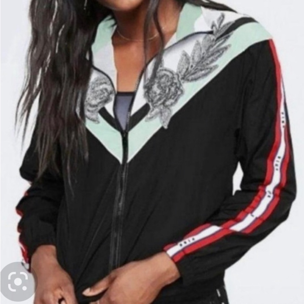 XS VS PINK sporty windbreaker jacket with sequin appliqué
